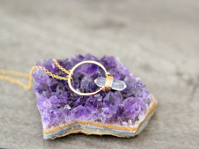 Collier Crest | Quartz Clair