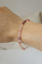 Bracelet | Quartz feu | 4mm