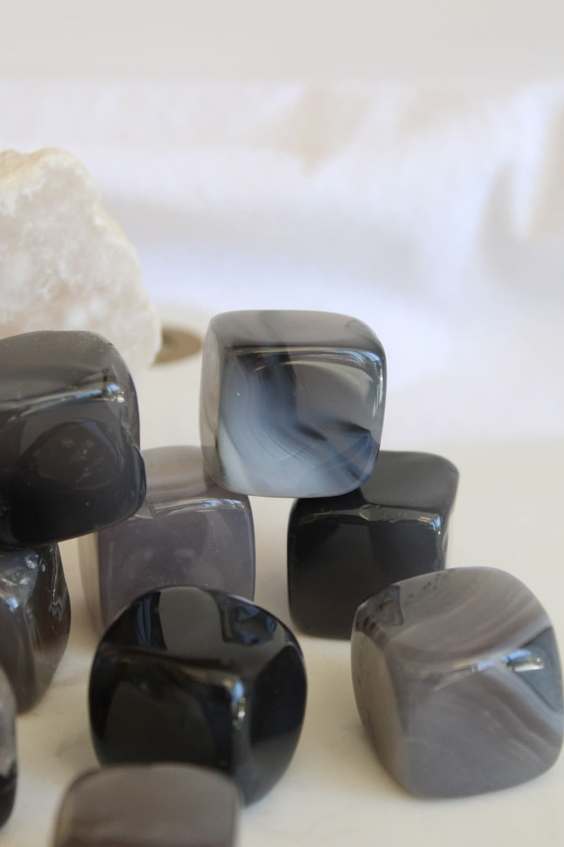 Cube | Agate volcano