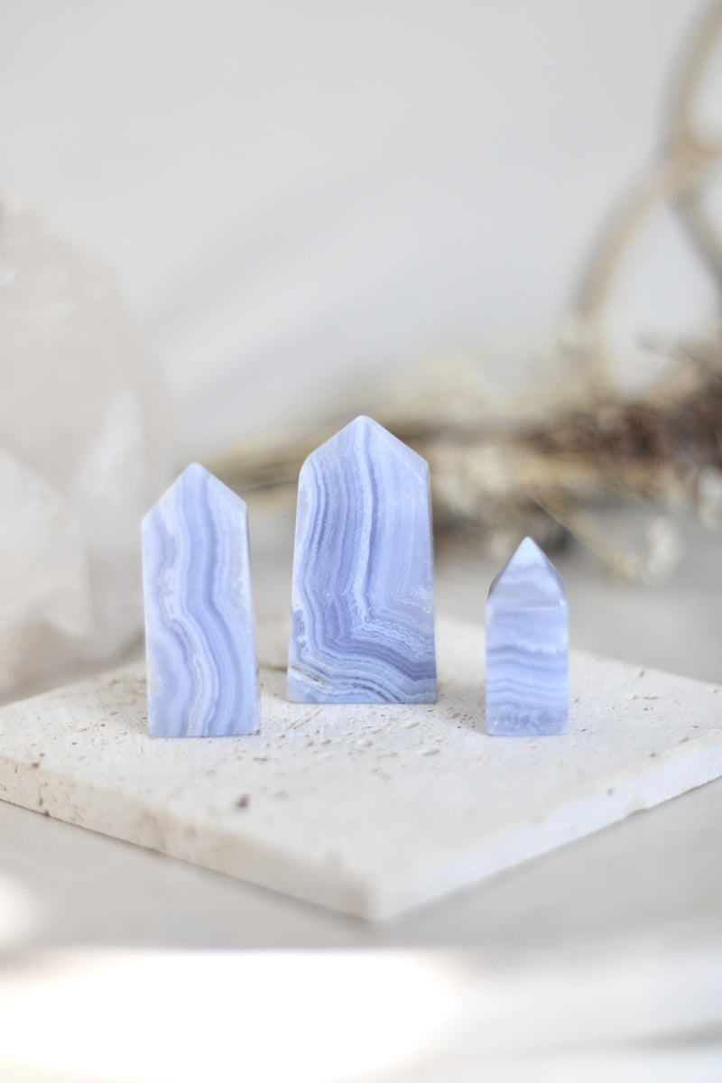 Tour | Agate dentelle