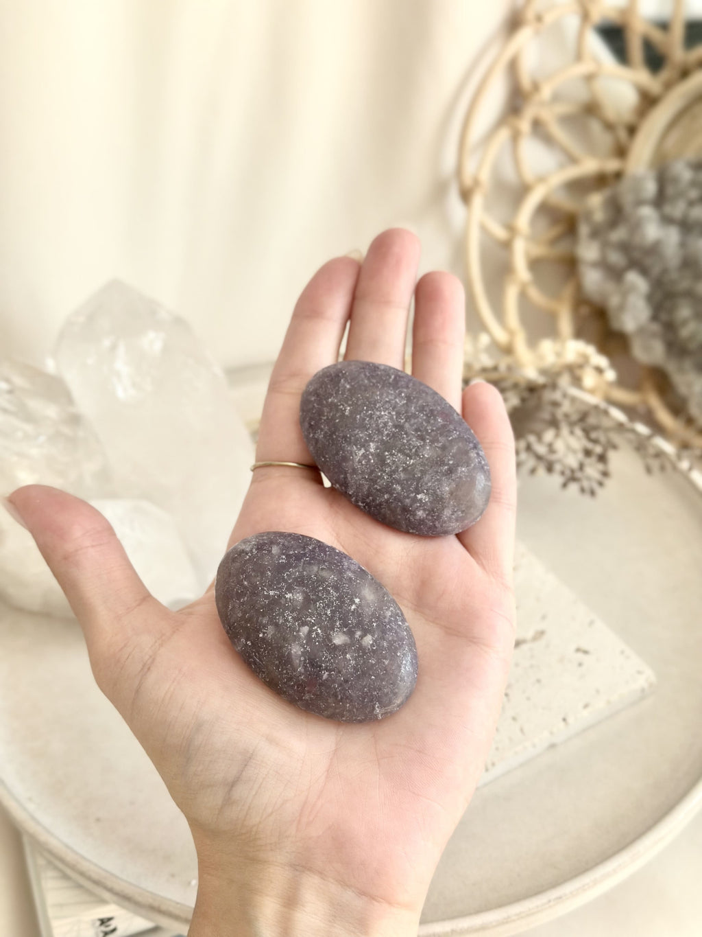 Pierre de paume | Lépidolite