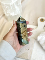 Tour | Labradorite
