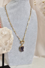 Collier | Chaîne maillons or | Géode d’améthyste