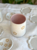 Tasse à fleurs en céramique